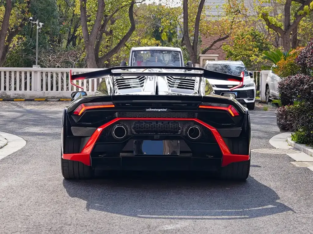 Lamborghini Huracan — фото 10