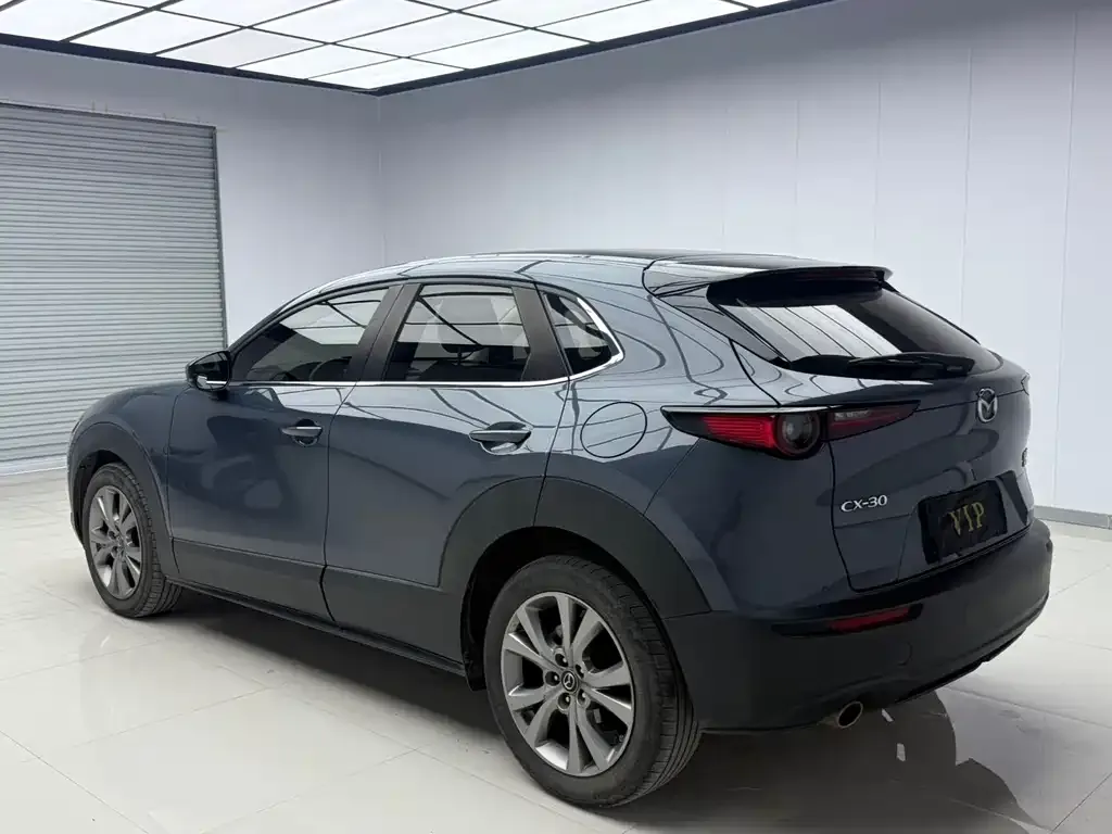 Mazda CX-30 — фото 2