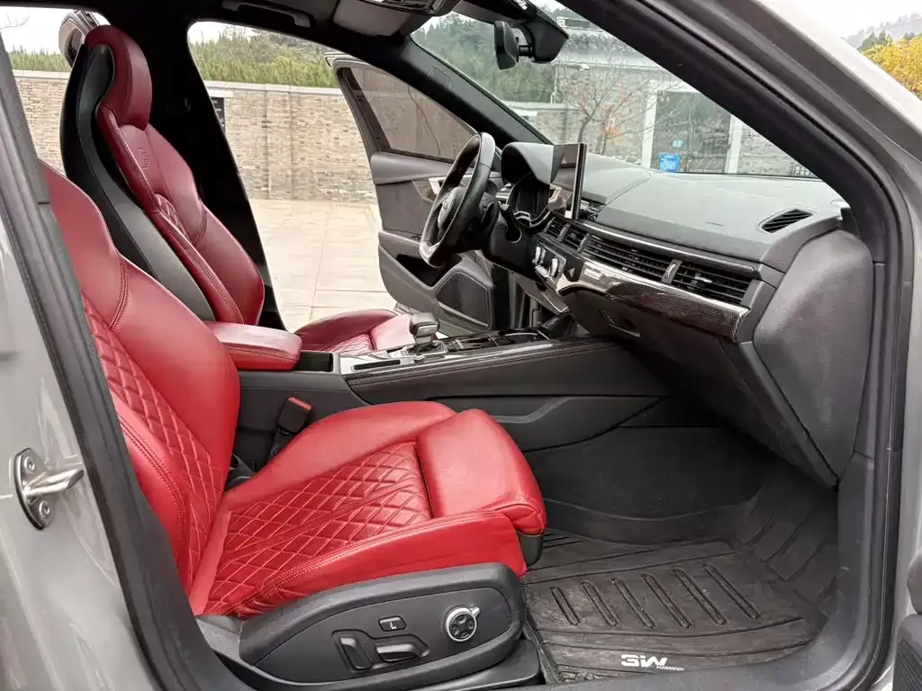 Audi S4 — фото 5