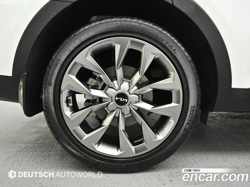 Kia Sorento — фото 6