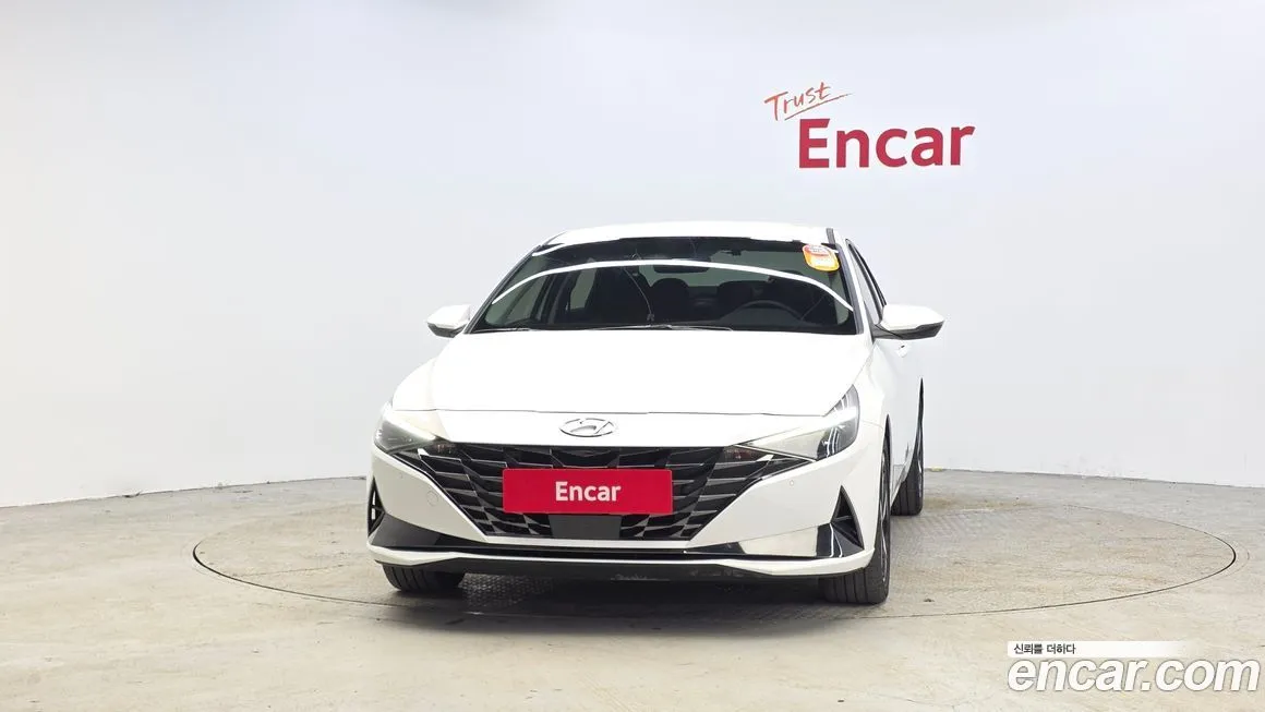 Hyundai AVANTE — фото 2