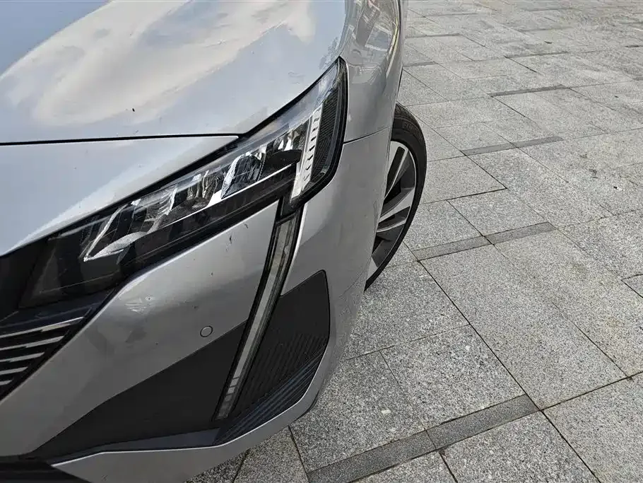Peugeot 408 — фото 4