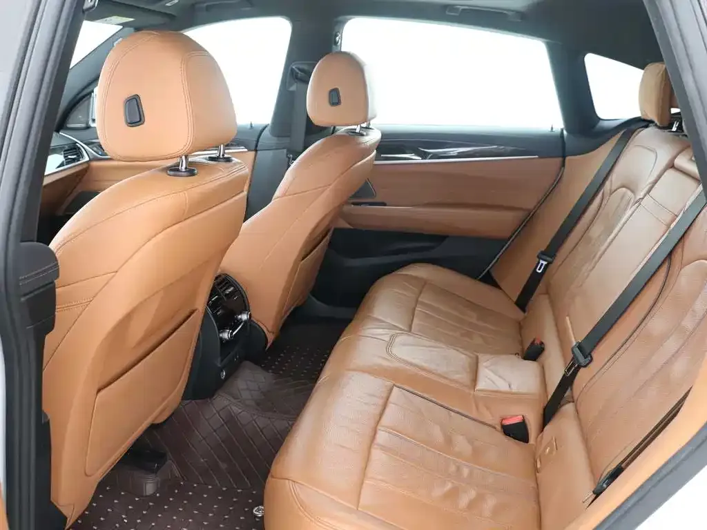 BMW 6 Series GT — фото 5