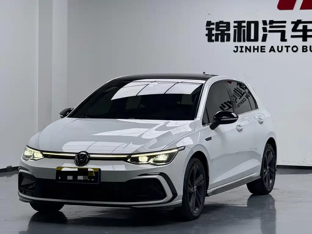 Volkswagen Golf — фото 1
