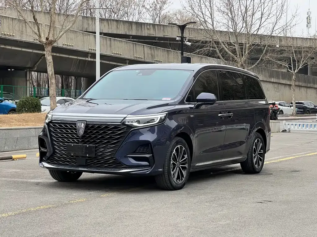 Roewe iMAX8 — фото 1