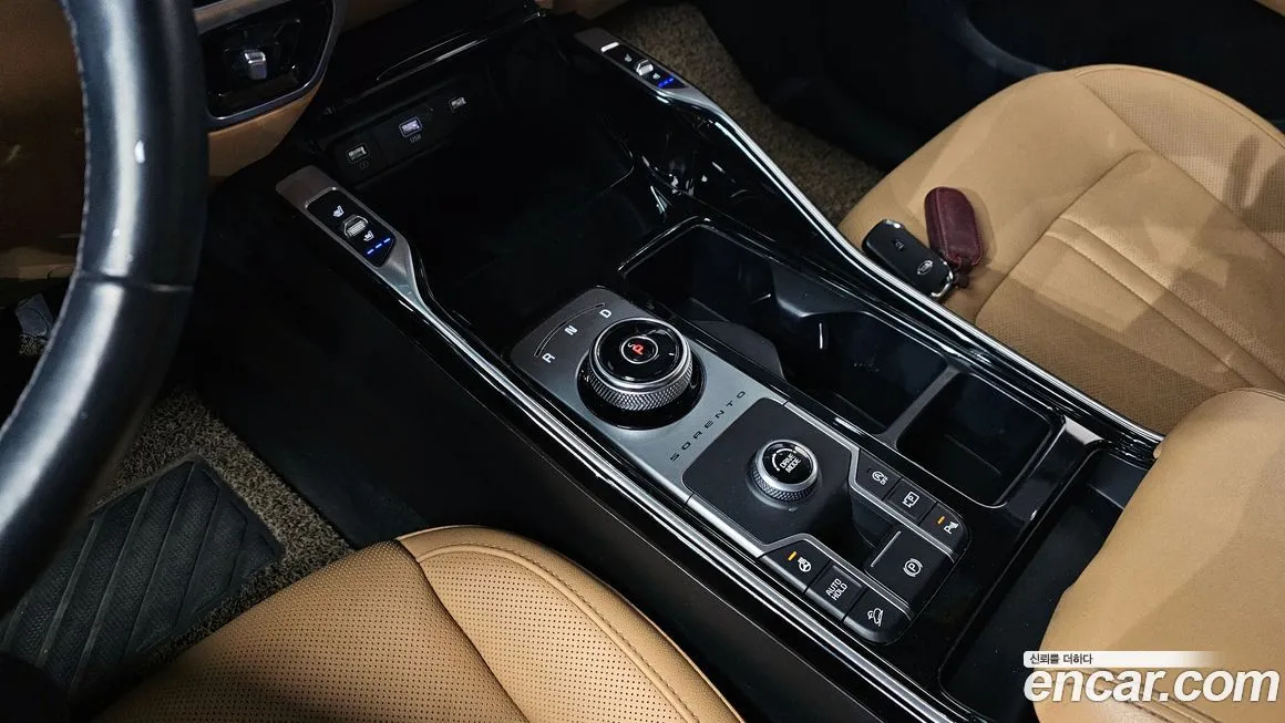 Kia Sorento — фото 7