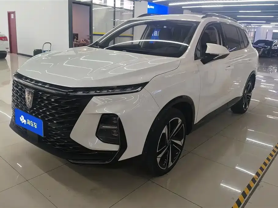 Roewe RX5 MAX — фото 1
