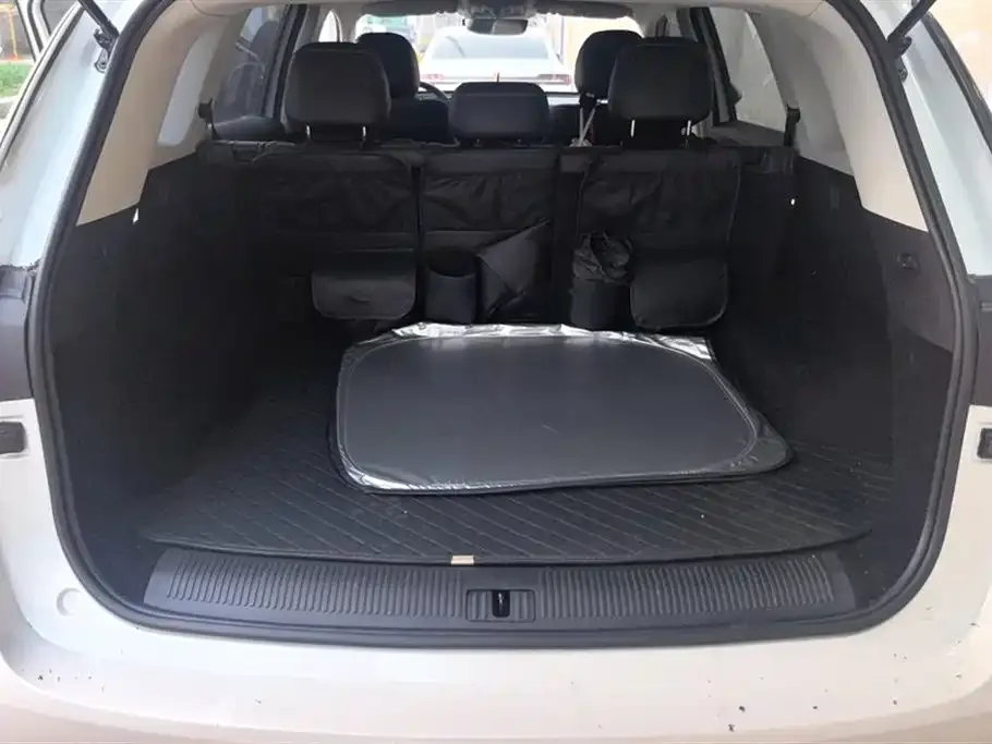 Roewe RX5 MAX — фото 10
