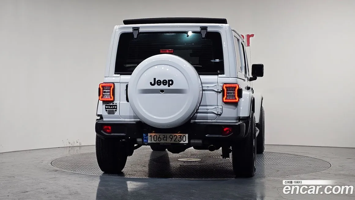 Jeep Wrangler — фото 4