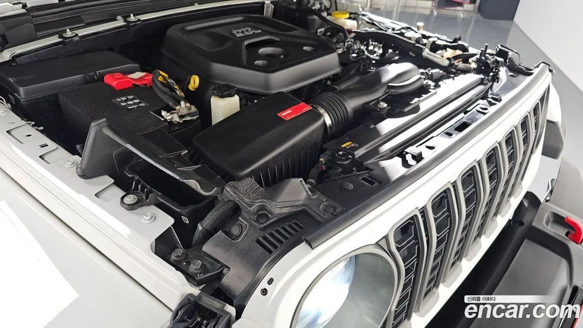 Jeep Wrangler — фото 2
