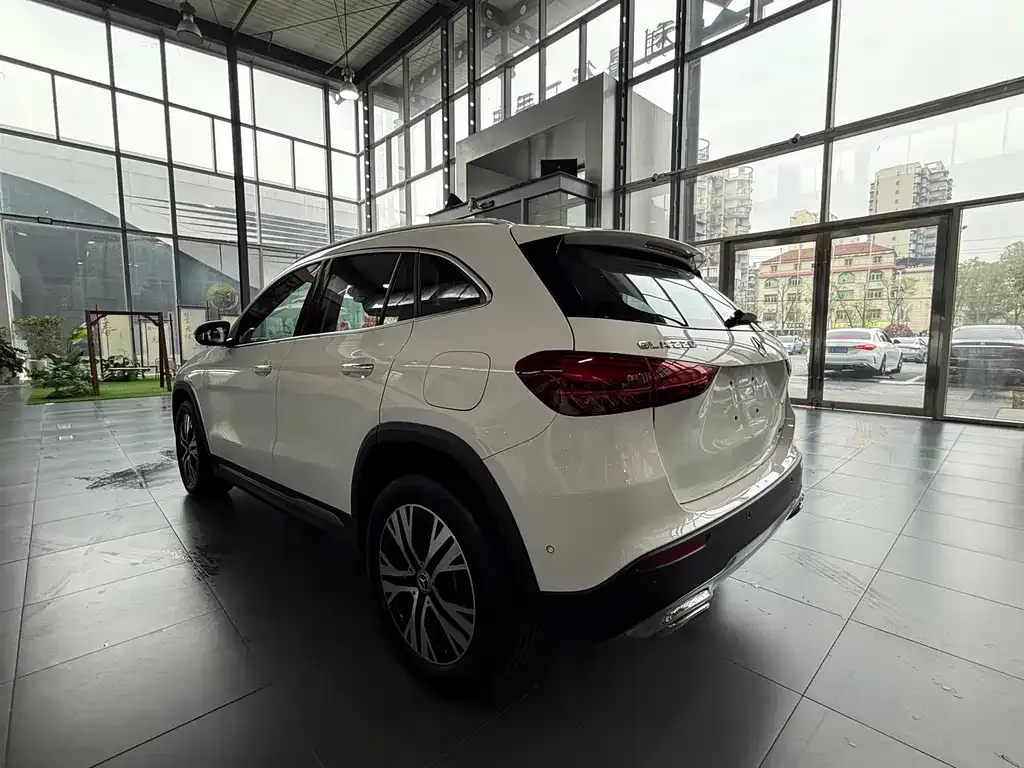 Mercedes-Benz GLA — фото 2