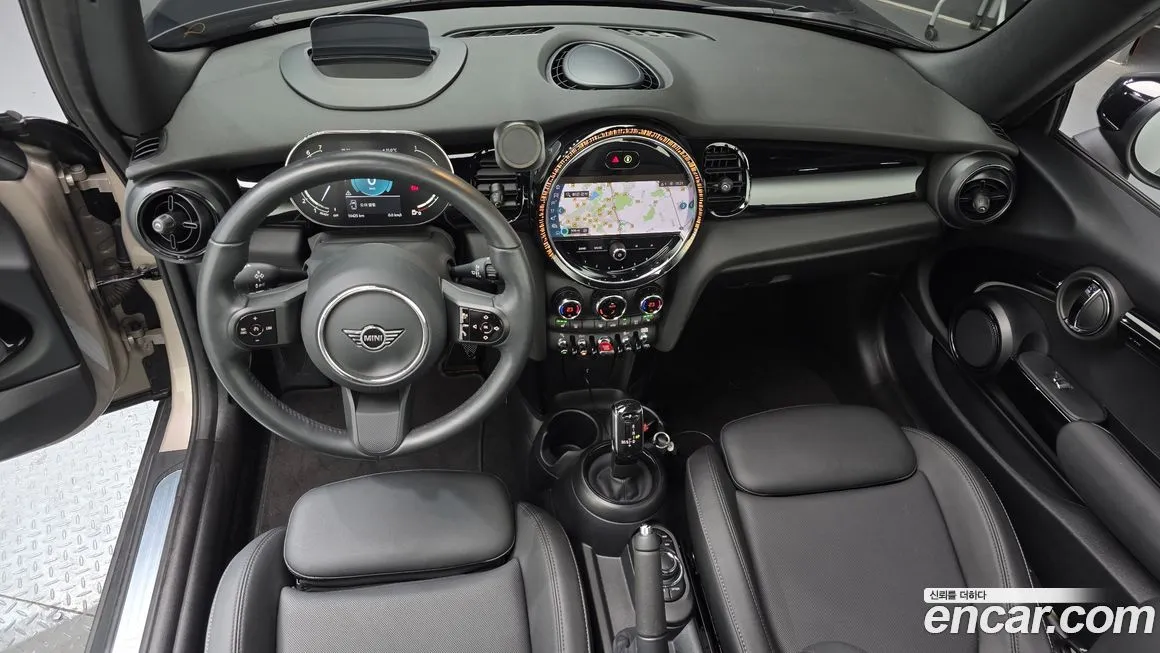 Mini Cooper Convertible — фото 4