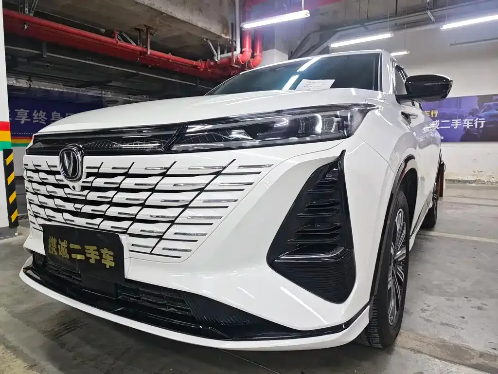 Changan CS75PLUS — фото 3