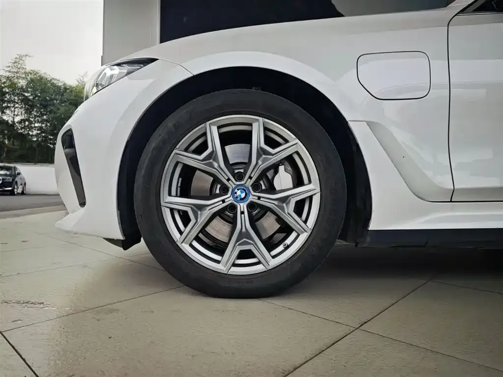 BMW i3 — фото 9