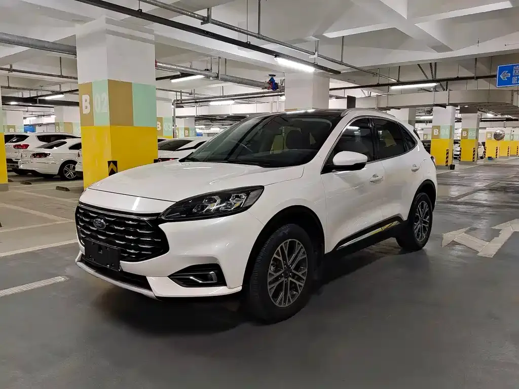 Ford Escape — фото 1