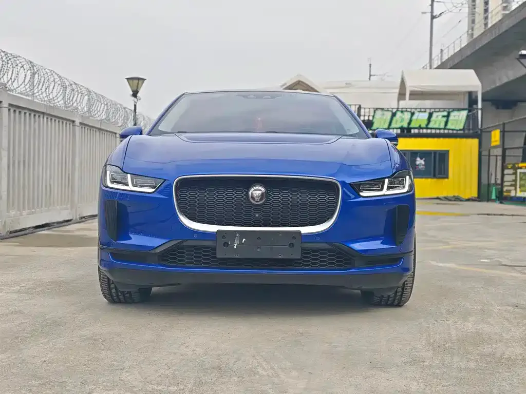 Jaguar I-PACE — фото 9