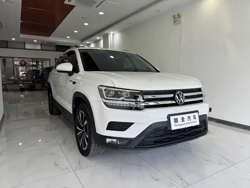Volkswagen Tharu — фото 3