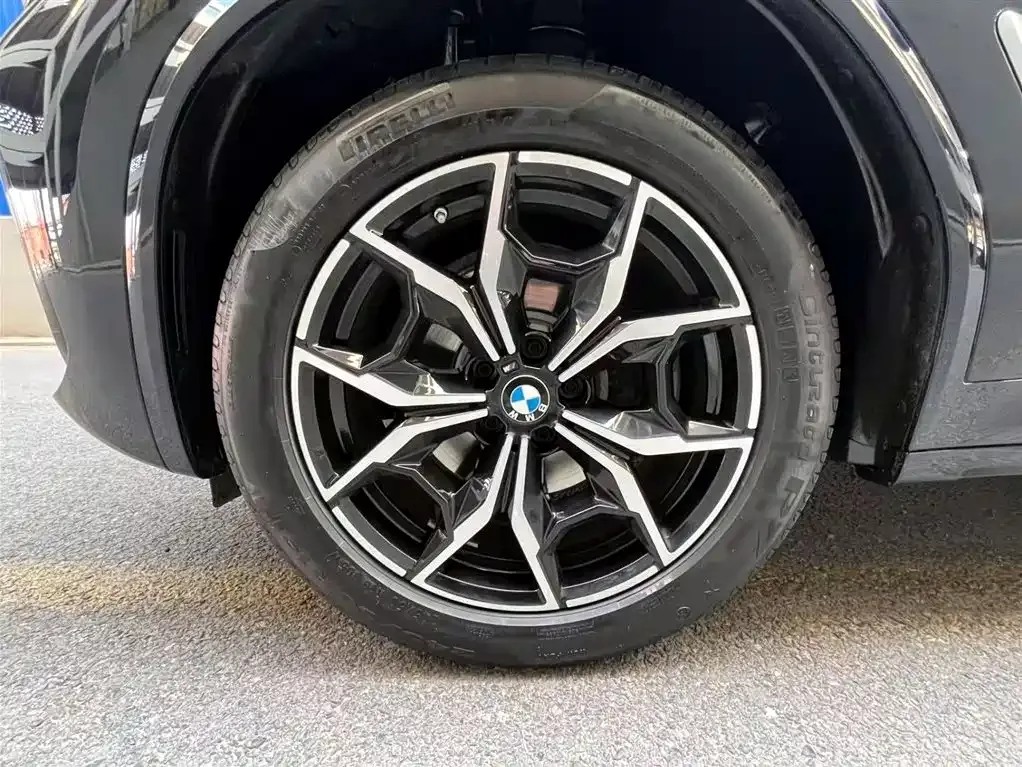 BMW X3 — фото 7