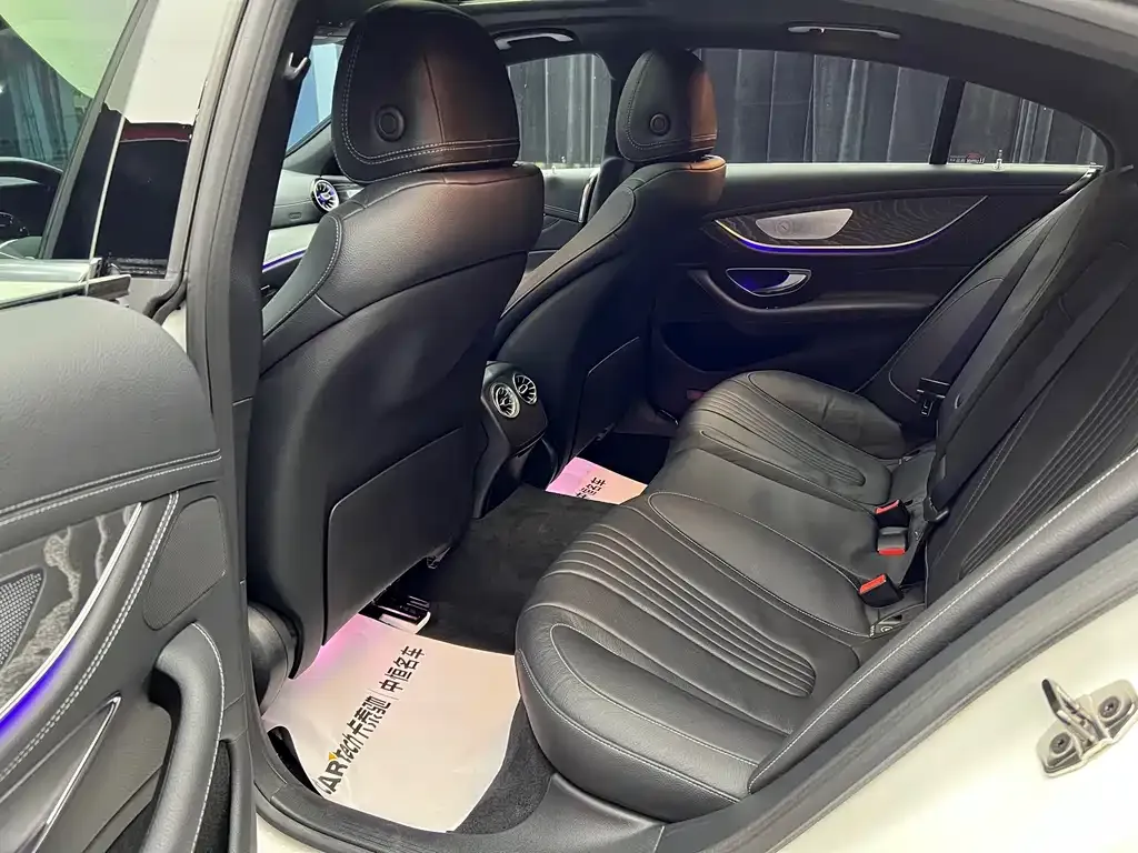 Mercedes-Benz CLS — фото 2