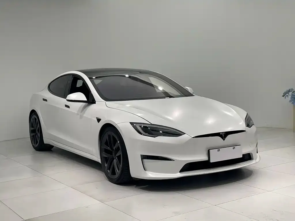 Tesla Model S — фото 2