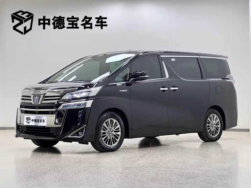 Toyota Vellfire — фото 1