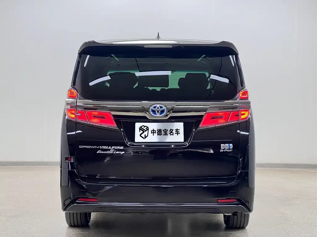 Toyota Vellfire — фото 7