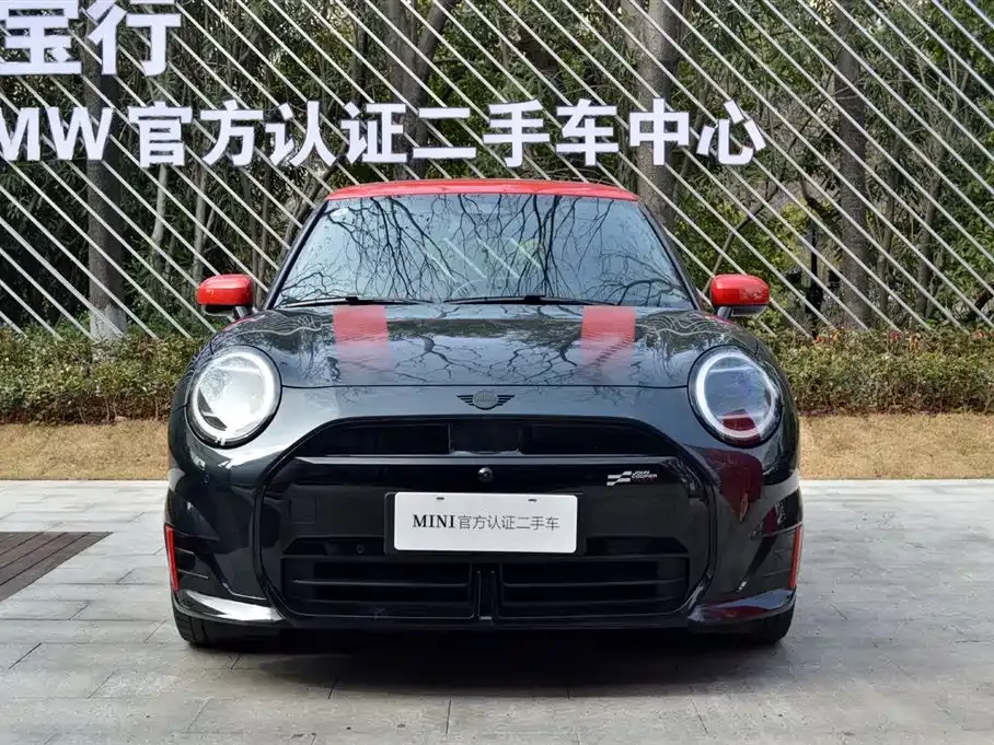 MINI JCW Electric — фото 7