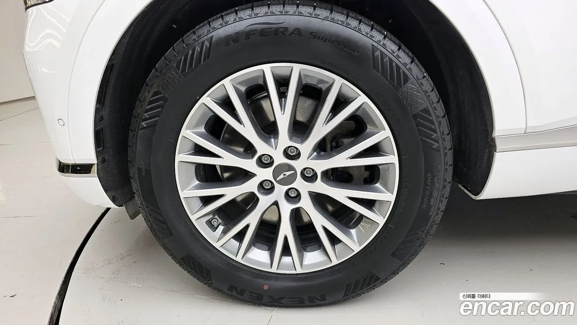 Genesis GV80 — фото 10