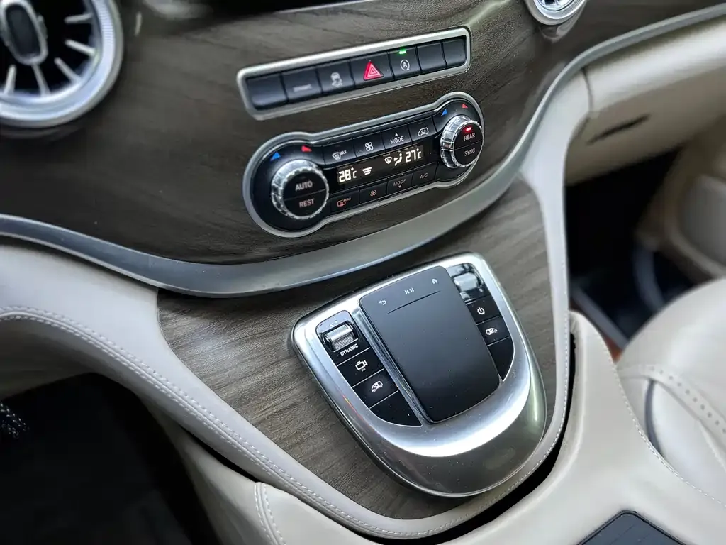 Mercedes-Benz Vito — фото 8