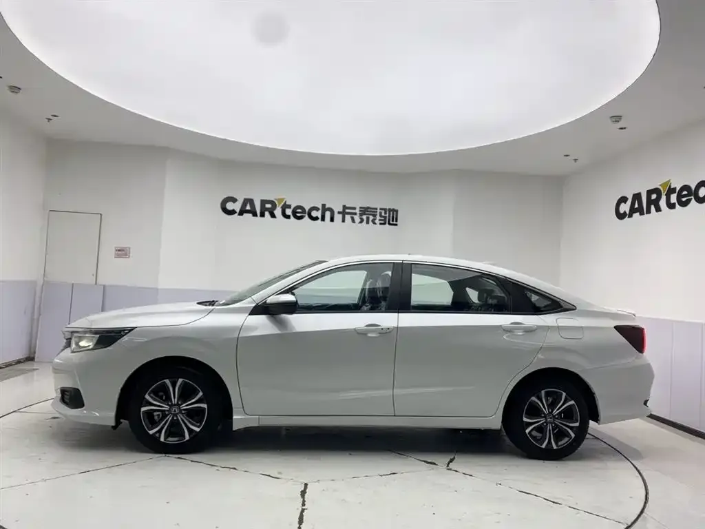 Honda Crider — фото 10