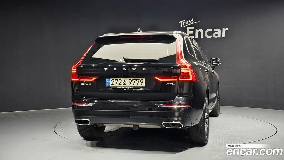 Volvo XC60 — фото 3