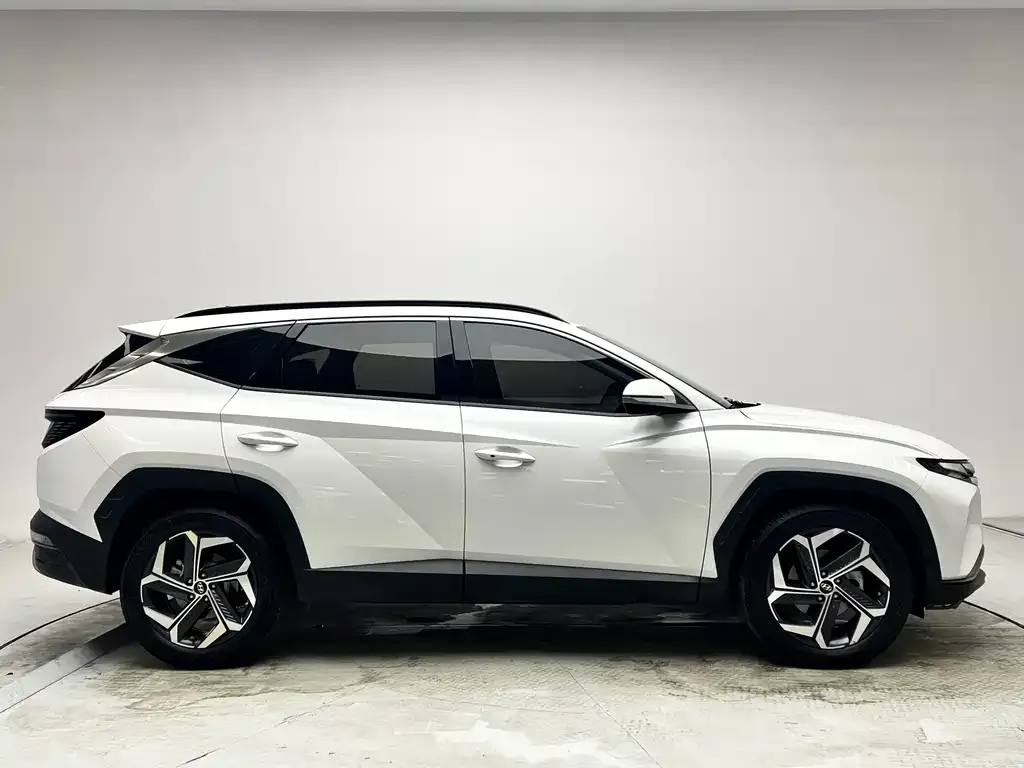 Hyundai Tucson — фото 4