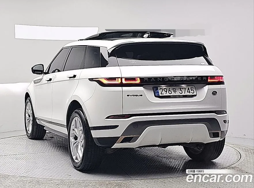 Land Rover Range Rover Evoque — фото 9