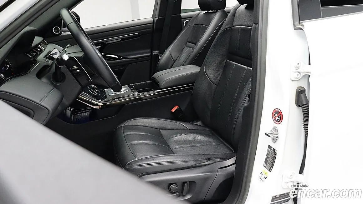 Land Rover Range Rover Evoque — фото 7