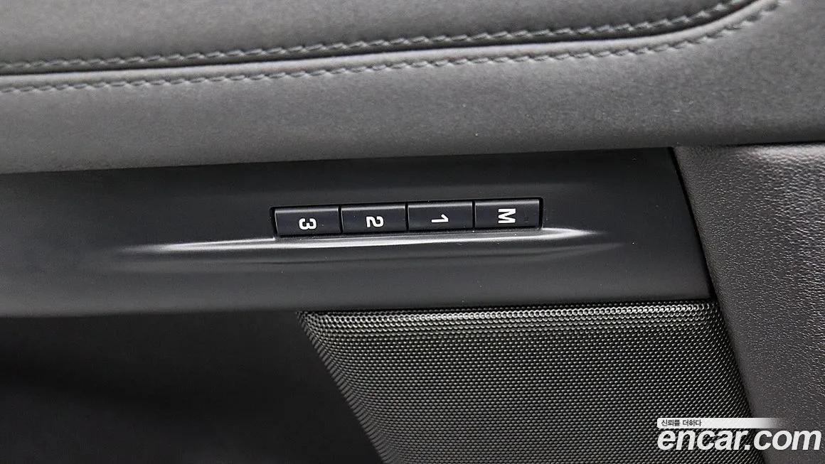 Land Rover Range Rover Evoque — фото 6