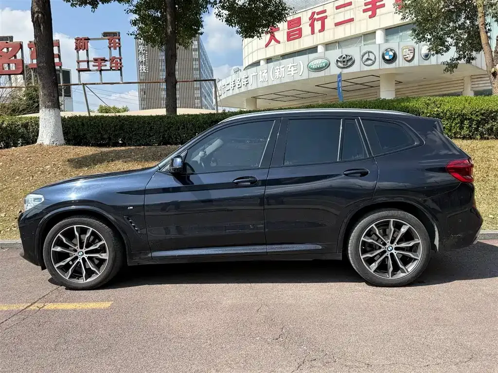 BMW X3 — фото 7