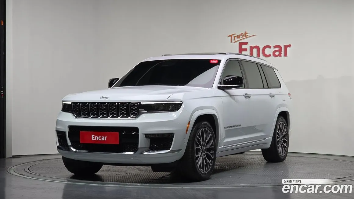 Jeep Cherokee — фото 1