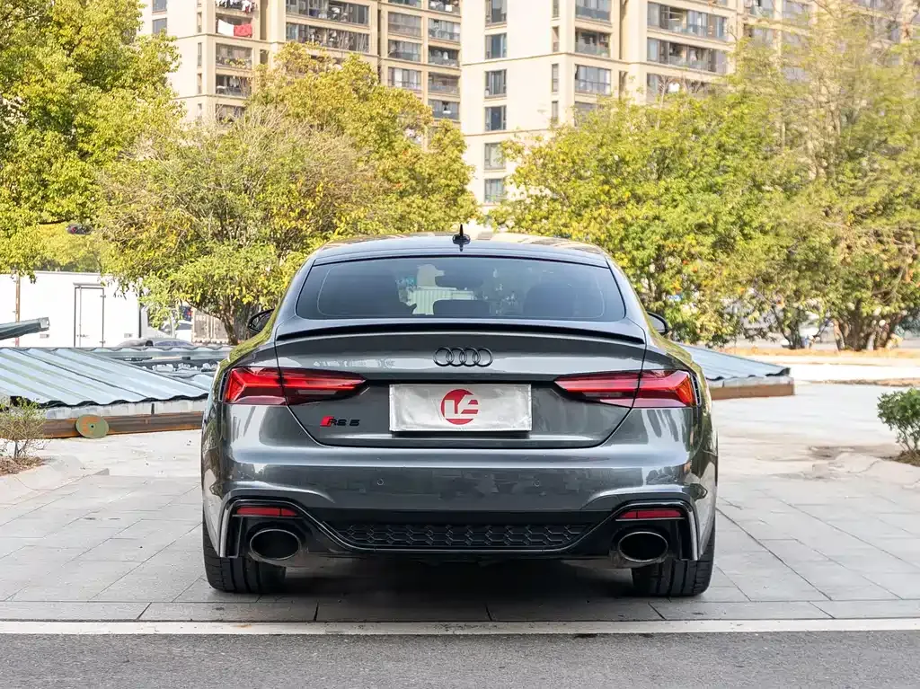 Audi RS 5 — фото 8