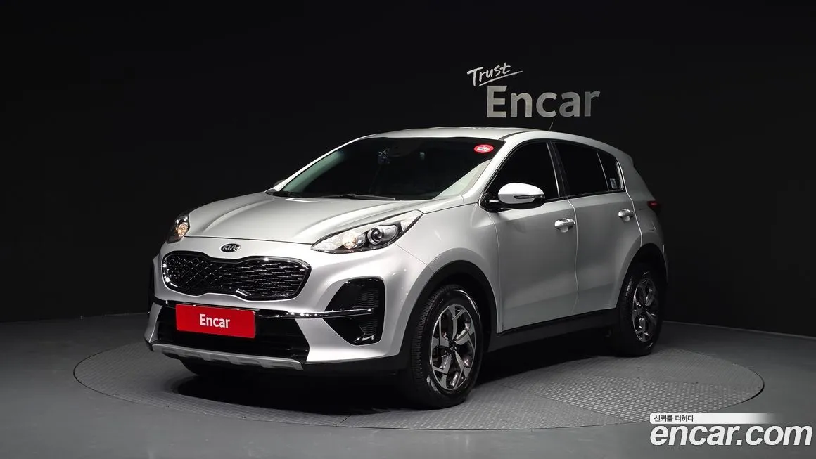 Kia Sportage — фото 1