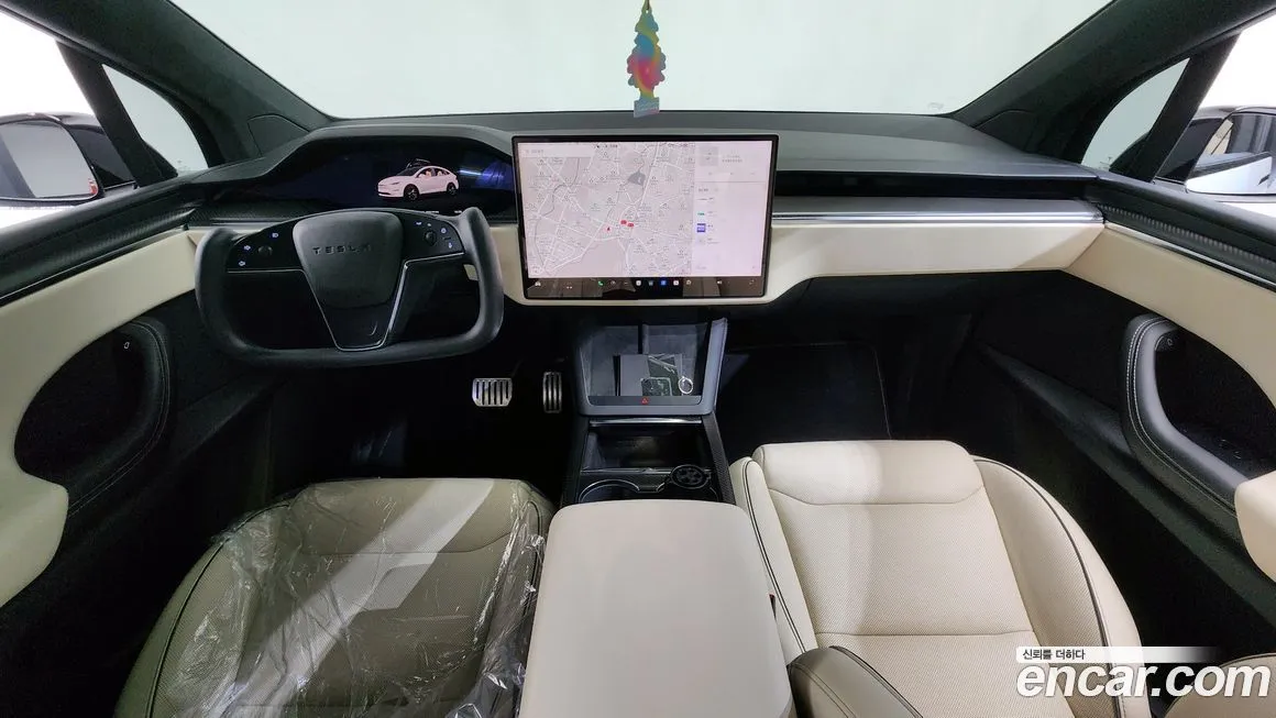 Tesla Model X — фото 8