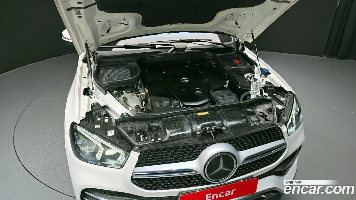 Mercedes-Benz GLE-Class — фото 10