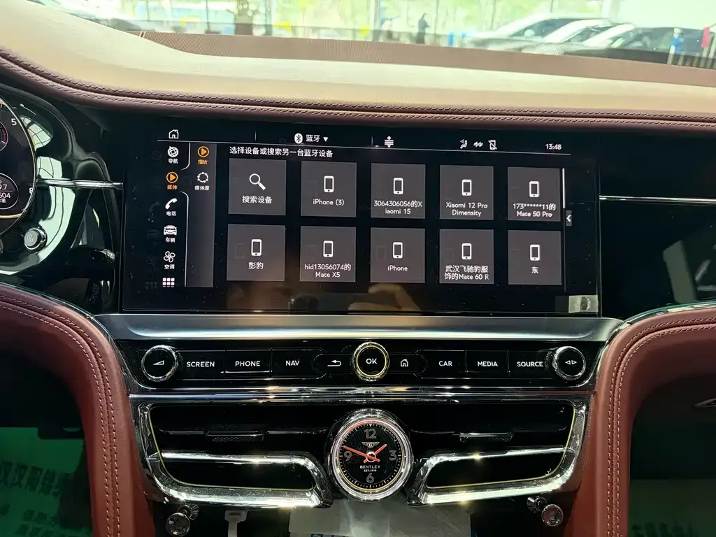 Bentley Flying Spur — фото 9