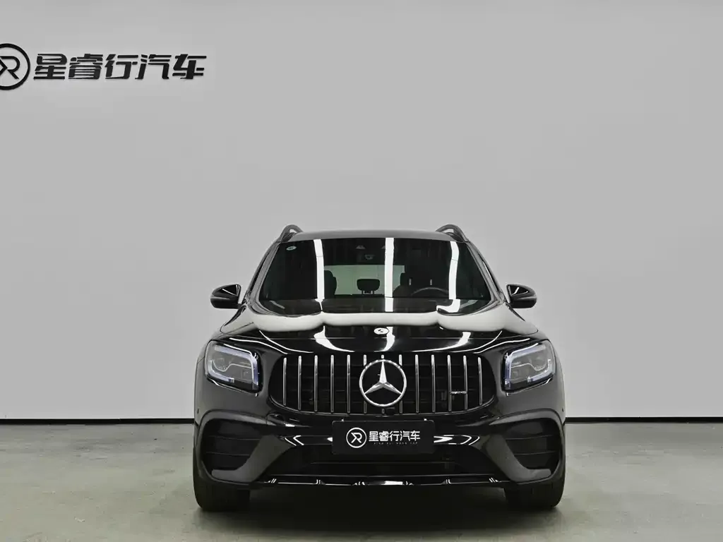 Mercedes-Benz GLB AMG — фото 8