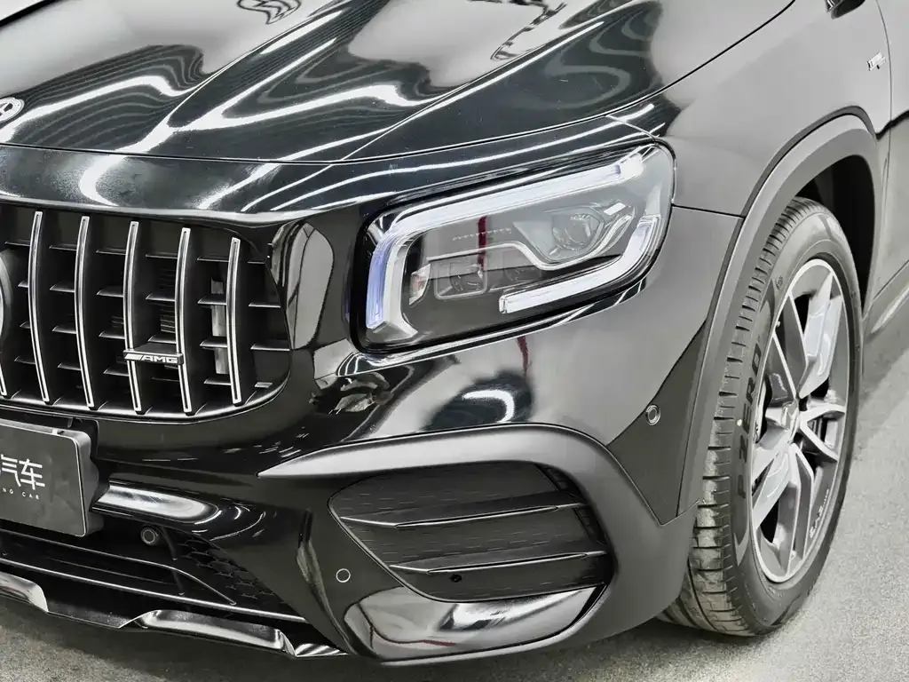 Mercedes-Benz GLB AMG — фото 5