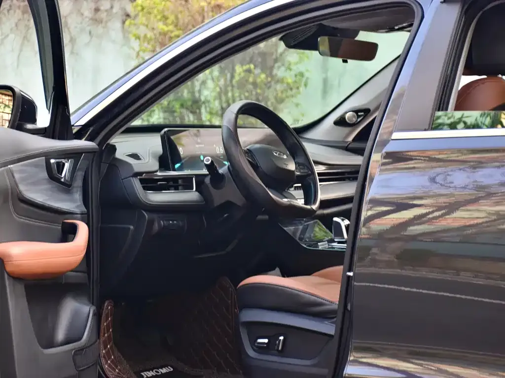 Chery Tiggo 8 PLUS — фото 2