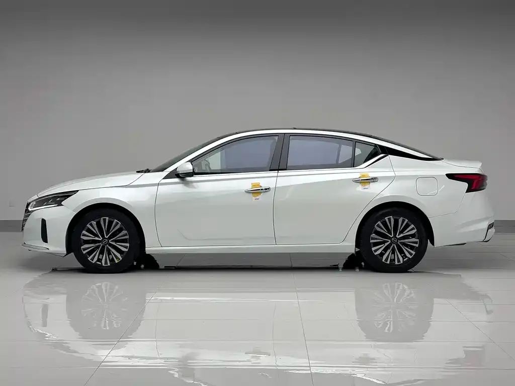 Nissan Teana — фото 4