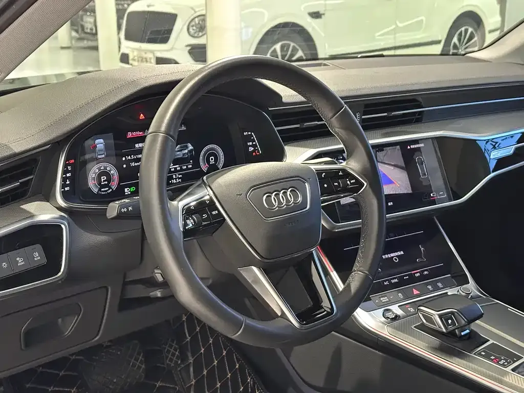 Audi A6L — фото 4