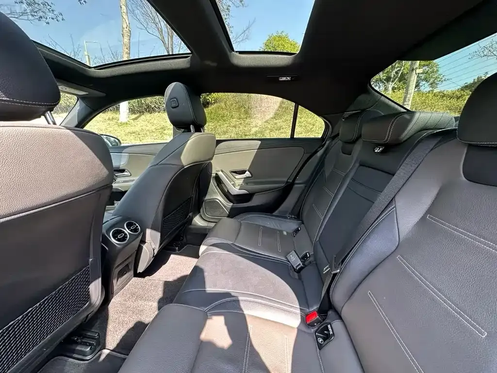 Mercedes-Benz A-Class AMG — фото 5