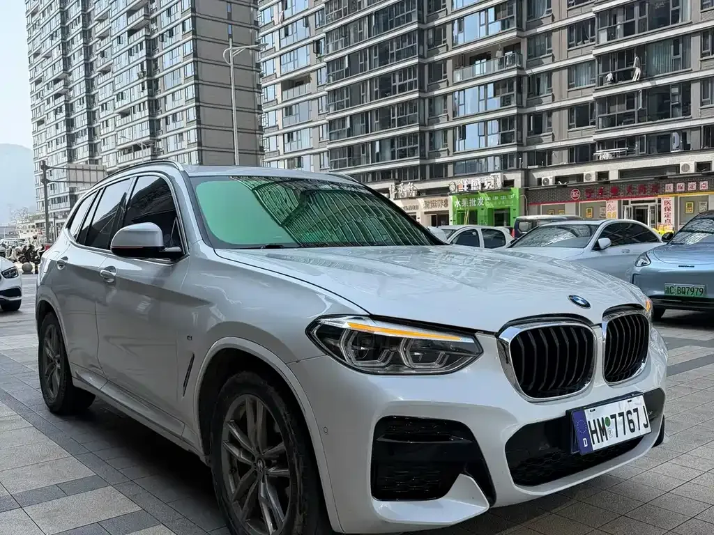 BMW X3 — фото 10