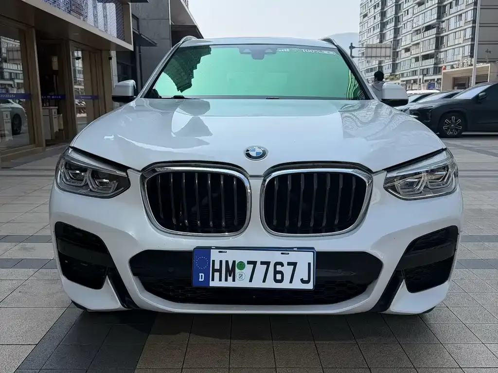 BMW X3 — фото 8